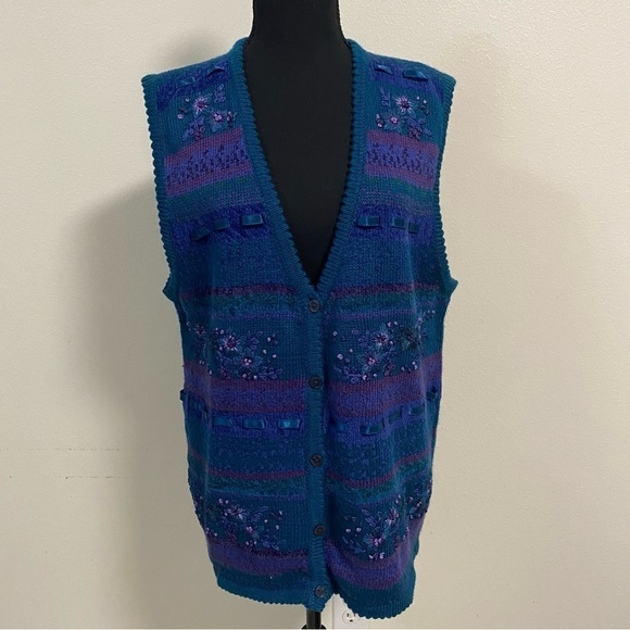 Vintage Jantzen Classic Embroidered Knit Vest Size Large - Picture 2 of 11